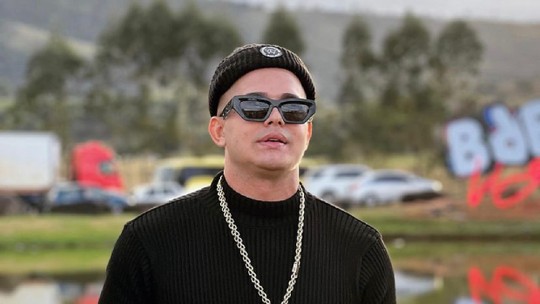 Influenciador digital e rifeiro é baleado em bairro de Salvador