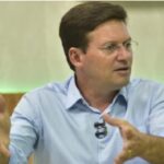 Roma diz que máscara de Alexandre de Moraes caiu com mensagens reveladas por jornal
