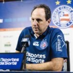 Rogério Ceni exalta atuação de Everton Ribeiro no Ba-Vi: ‘Sem ele, é diferente’