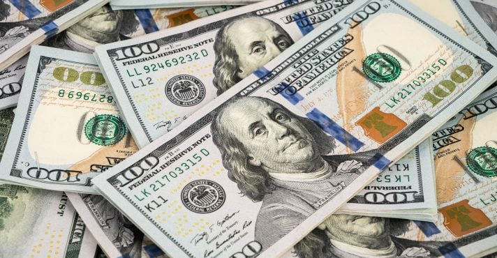 Dólar beira os R$ 5,80 e atinge maior patamar em mais de 3 anos