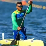 Isaquias Queiroz é prata na canoagem e leva 5ª medalha olímpica da carreira