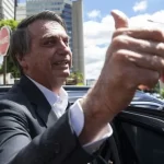 Bolsonaro anuncia que vai leiloar joias sauditas e doar dinheiro à Santa Casa de Juiz de Fora (MG)
