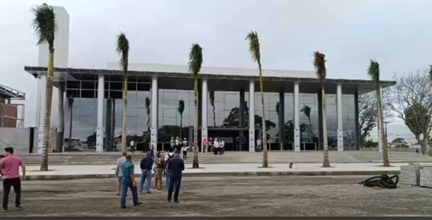 Centro de Convenções de Feira de Santana será entregue em novembro; 62% das obras já foram concluídas