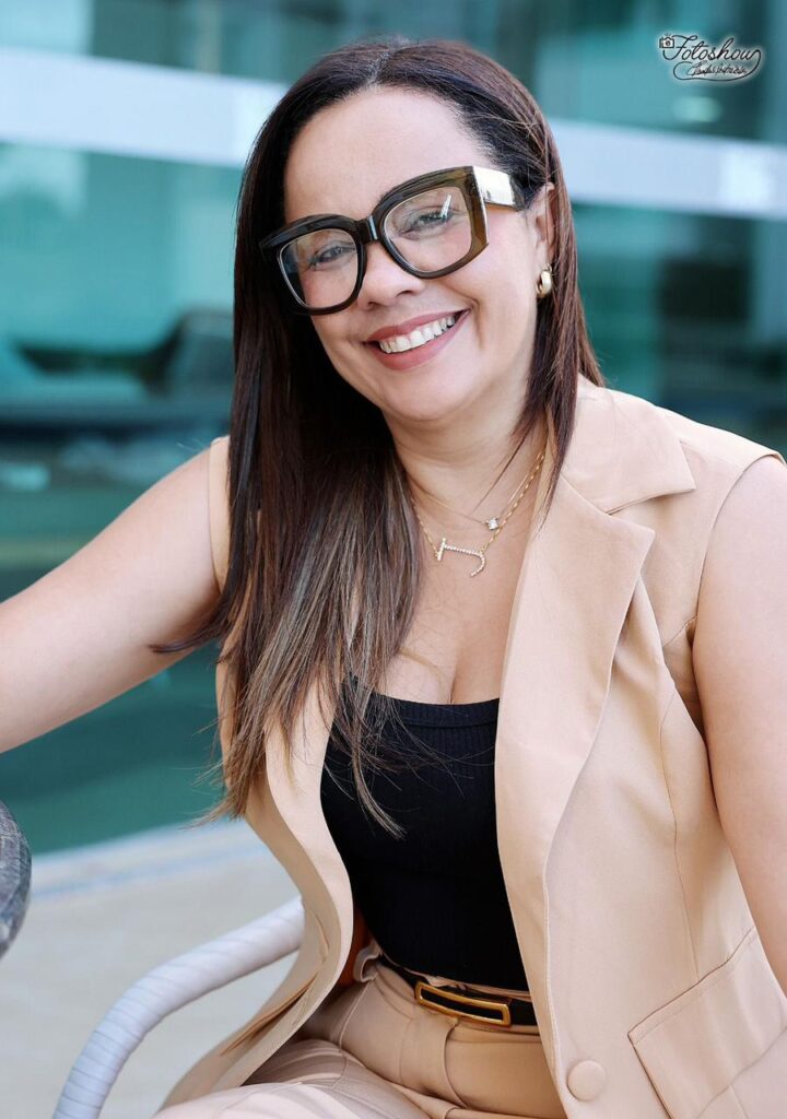 Cinderella Inova com Nova Loja TEEN no Shopping Avenida!