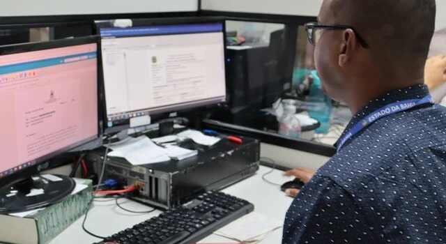 TRE-BA seleciona estudantes de nível superior para estágio remunerado