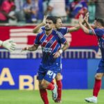 Na Fonte Nova, Bahia vence o Criciúma e segue na cola do G-4 do Brasileirão