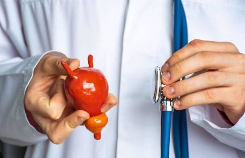 Próstata Aumentada atinge metade da população masculina mas já conta com tratamento minimamente invasivo, afirma especialista que participou de um dos maiores Congressos Brasileiros de Urologia em São Paulo