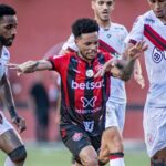 Vitória tenta quebrar jejum contra Atlético-GO neste sábado (14)