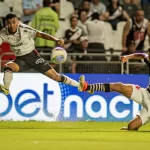 Vitória recebe o Vasco precisando superar ausência de Matheuzinho e sair da zona de rebaixamento