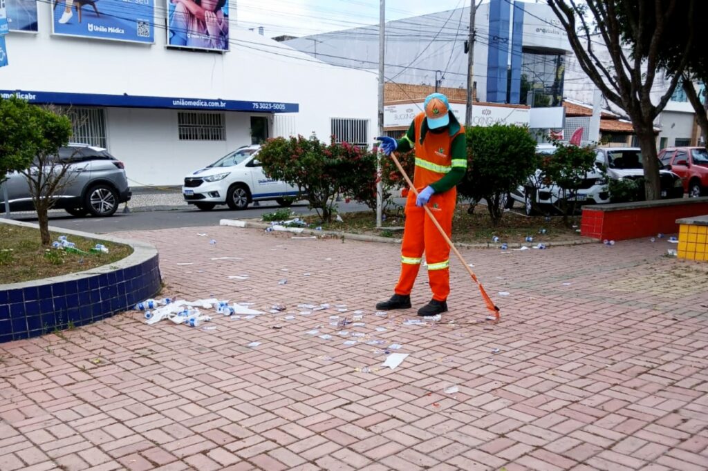 SESP intensifica limpeza em Feira de Santana após eleições