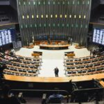 Câmara rejeita inclusão de imposto sobre grandes fortunas na reforma tributária