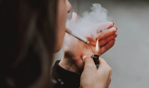 Estudo da OMS sugere proibição da venda de tabaco a nascidos entre 2006 e 2010