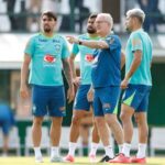 Desfalcada, Seleção faz primeiro treino em São Paulo antes de enfrentar o Chile