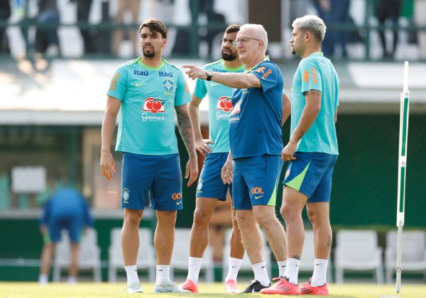 Desfalcada, Seleção faz primeiro treino em São Paulo antes de enfrentar o Chile