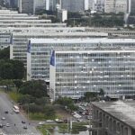 Fim dos supersalários do setor público pode gerar economia de R$ 5 bilhões