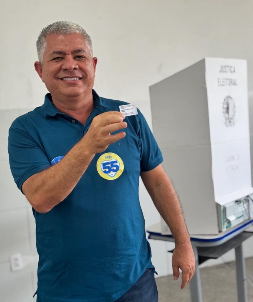 Prefeito Mauro Vieira agradece eleitores por quarto mandato
