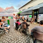 Semob e Empresa Rosa capacitam cadeirantes para o uso das plataformas de acessibilidade