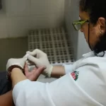 Cresce número de casos de Sífilis em Feira de Santana; enfermeira alerta para importância da testagem
