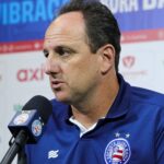 Bahia está sem confiança, diz Rogério Ceni após derrota de virada