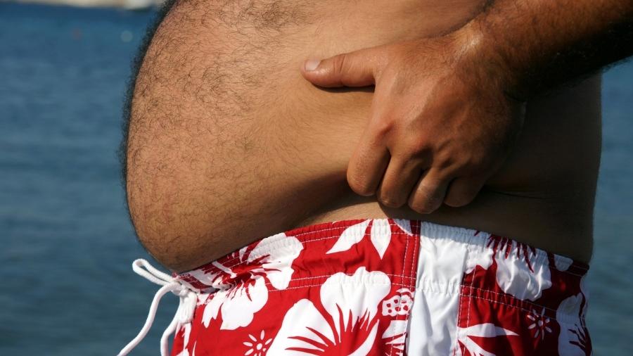 Incomodado com a barriga? Veja 6 truques para reduzir a gordura abdominal