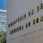 Acordo entre governo e Defesa prevê corte de gastos na previdência militar
