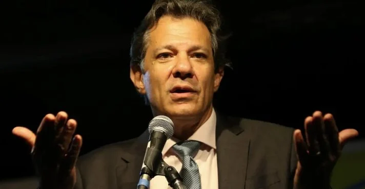 Mercado desaprova medidas de Haddad para estabilizar dívida pública