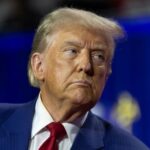 Trump ameaça países dos Brics com tarifa de 100% caso bloco crie moeda