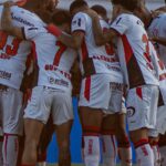 Vitória vence Fortaleza em casa e garante permanência na Série A