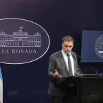 Argentina muda regras e permitirá cobrança de estrangeiros por serviços públicos de saúde e educação