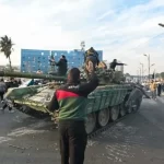 Rebeldes tomam Damasco, e regime da Síria cai depois de 50 anos