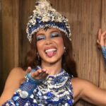 Anitta remove veia da testa; confira