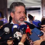 Câmara envia carta a Dino em que pede revogação da suspensão de R$ 4,2 bi em emendas