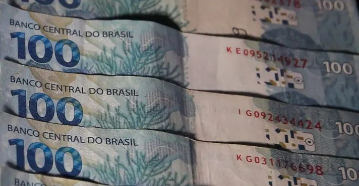 Saiba quando entra em vigor o reajuste do salário mínimo de 2025