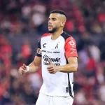 Bahia negocia contratação do zagueiro Dória, ex-São Paulo e Botafogo