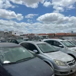Lei que proíbe pátio para guarda de veículos apreendidos em área residencial é sancionada