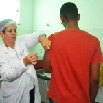 Com aumento nos casos de dengue, prefeitura organiza Dia D de vacinação em toda cidade