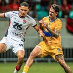 Vitória goleia o Colo-Colo e segue na liderança do Campeonato Baiano