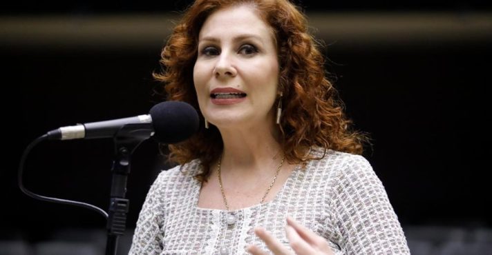 Tribunal eleitoral cassa o mandato de Zambelli