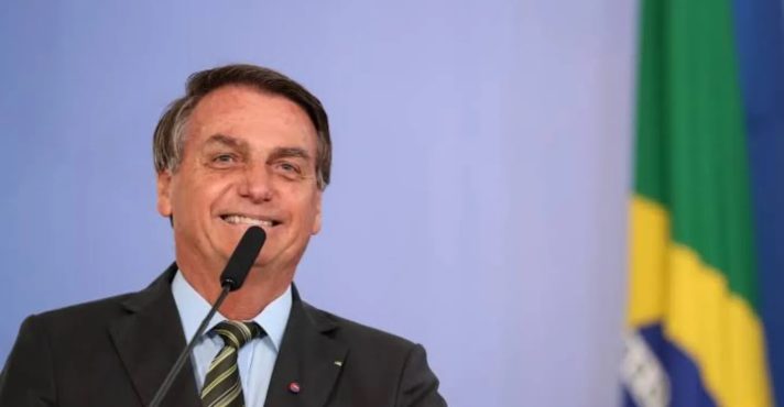 Moraes recebe solicitação de Bolsonaro para autorizar viagem à posse de Trump