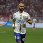 Bahia anuncia venda de Thaciano para o Santos por R$ 32 milhões