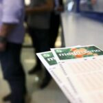 Mega-Sena: atendente admite furto de bilhete premiado e é demitida
