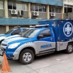 Menina de 12 anos é morta a tiros dentro de casa e namorado é baleado em Feira de Santana