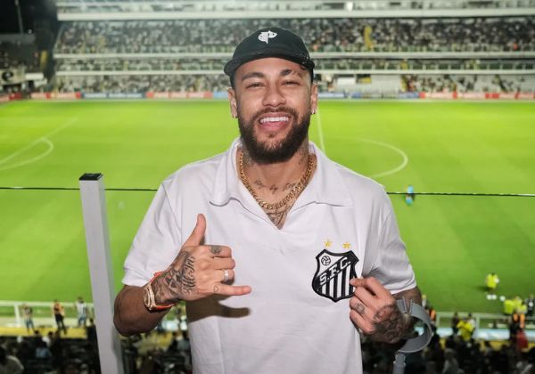 Neymar planeja retorno ao Barcelona em junho, diz imprensa espanhola