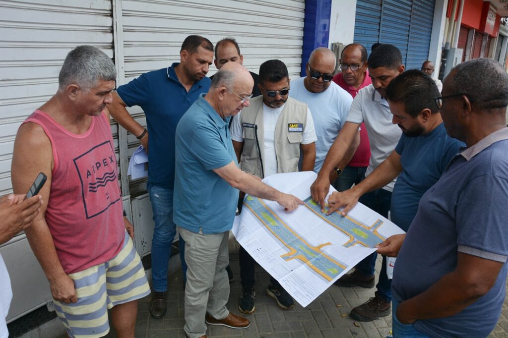 Prefeito autoriza ampliação de vagas de estacionamento na Marechal Deodoro