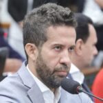 Janones fecha acordo com PGR para devolver R$ 157,8 mil por rachadinhas