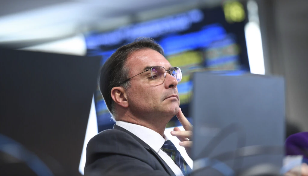 Flávio sobre governo Lula exigir visto dos EUA: “Anta”