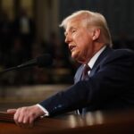 Trump paga taxa e transfere criminosos dos EUA para El Salvador