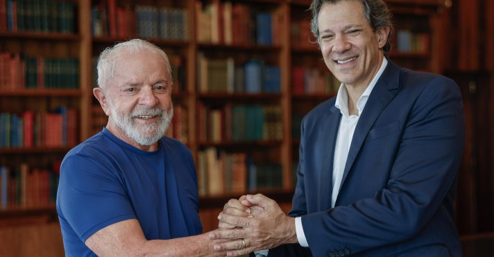 Haddad diz que ‘tudo caminha’ para Lula ser candidato à reeleição