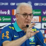 CBF demite Dorival Júnior