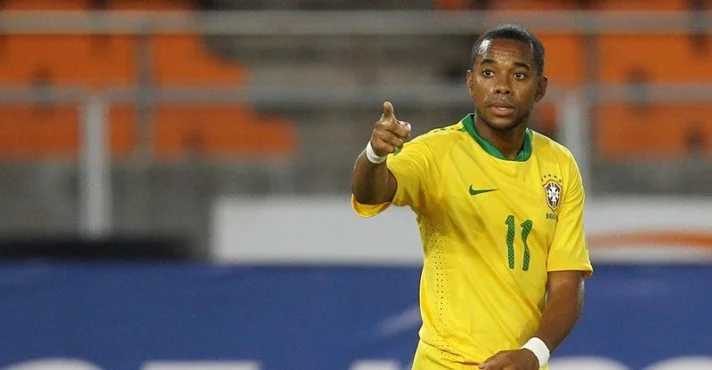 Caso Robinho: Gilmar Mendes pede vista, e STF suspende julgamento